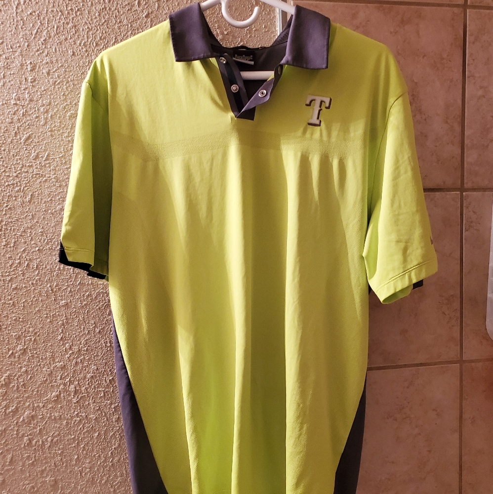 Mens Medium Dri Fit Nike Tiger Woods golf polo